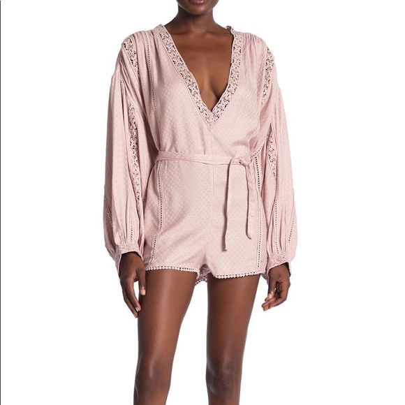 SOLD Free People Medium Romper Relaxed Barely Pink - Picture 7 of 9